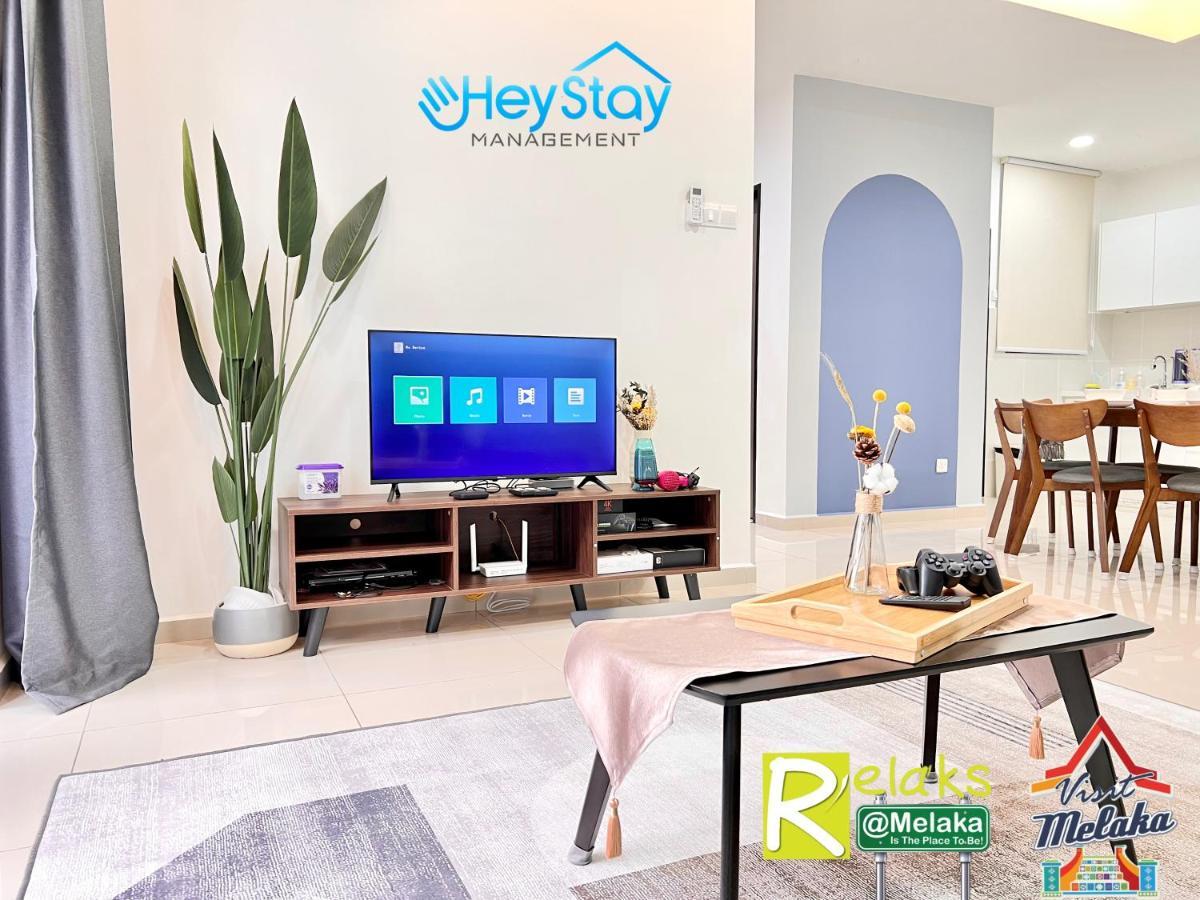 Novo 8 Residence Bachang By Heystay Management Kampong Tambak Exterior foto